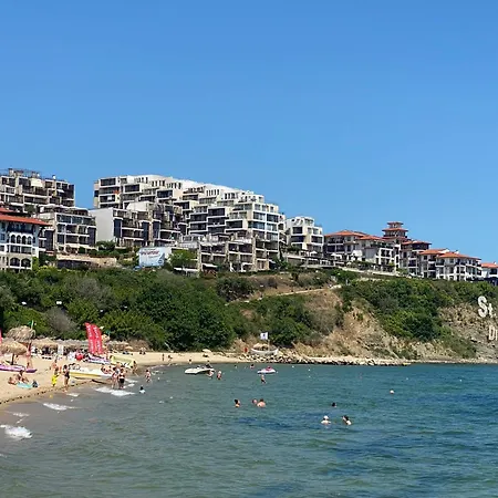 Toni House 405 Marina