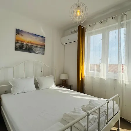 Toni House 405 Marina شقة