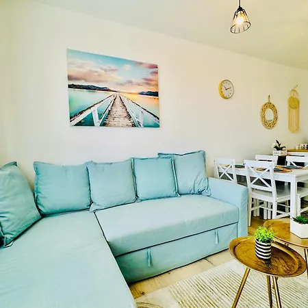 Toni House 405 Marina Apartment