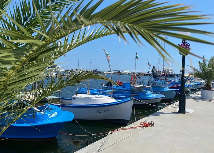 Апартаменты Toni House 405 Marina