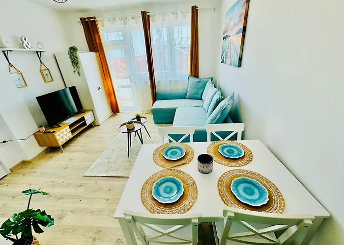 Toni House 405 Marina *